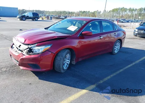 2018 Nissan Altima 2.5 S z USA, uszkodzony, nr VIN 1N4AL3AP8JC289708